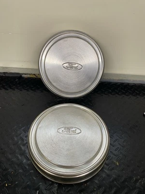 OEM 1970-1988 Ford F150 F250 Truck Van Wheel Center Caps Set 2 - Изображение 1 из 4