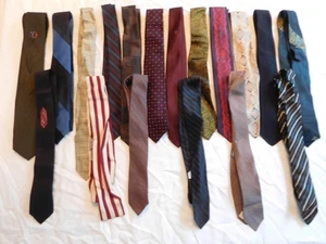 Lot of (18) Vintage Skinny Tie - Picture 1 of 4
