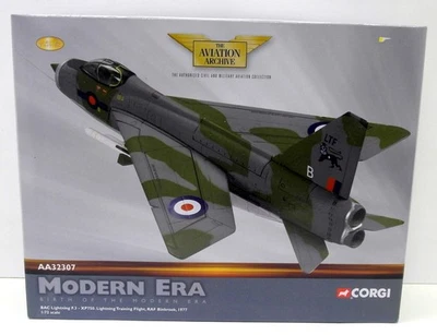 Corgi 1/72 AA32307 BAC Lightning F.3 XP750 RAF Binbrook 1977 - Image 1 of 4