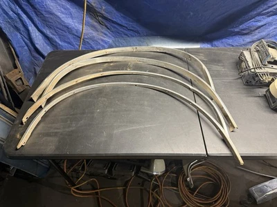 Комплект отделки колесных ниш 1980-1987 Chevrolet Caprice - Изображение 1 из 4