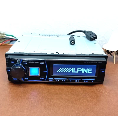 Alpine CDE-145J Ricevitore CD Audio per Auto 1DIN Ingresso USB AUX Testato Sp... - Immagine 1 di 4