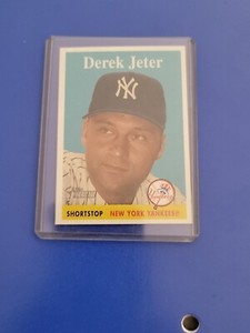 DEREK JETER S/P Topps Heritage 2007 (YANKEES) TRACKING ON SHIPMENT 