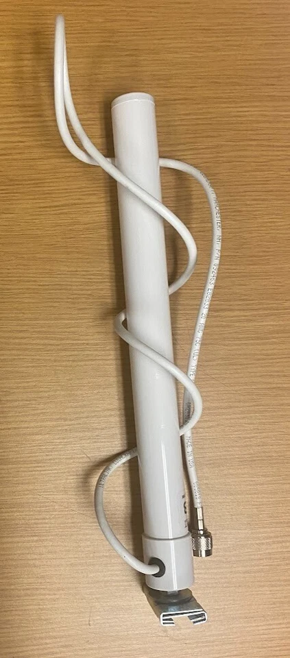 CushCraft S2403B Antenna 3db Omnidirectional Antenna w/Roof Mount - Image 1 of 4