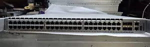 Conmutador SFP de 4 puertos con riel y 2xPSU Arista DCS-7048T-A 48 puertos 100/1000 RJ-45 - Imagen 1 de 3