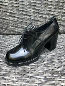 Stuart Weitzman Lace Up Black Patent Leather Oxford Pumps NEW (Sizes: 9, 9.5US) - Picture 1 of 8