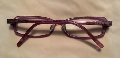 Marcos de gafas Burberry púrpura Foto 1 de 4