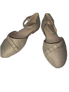Aukusor Women's Flat Shoes With Strap Ruffle Detail Beige Tan Nude Size 7.5 - Picture 1 of 6