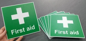 First Aid - Site Safety Sign - 4mm Correx - 200 x 200mm - Picture 1 of 4