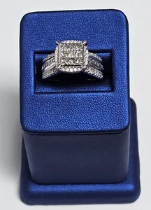 14k White Gold w Natural DIamonds .45ctw Ring Size 7 7g - Picture 1 of 6