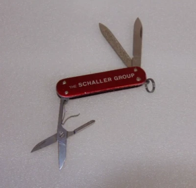 Schaller Group 瑞士军刀 Victorinox 经典红色标志复古钥匙圈 — 第 1/4 张图片