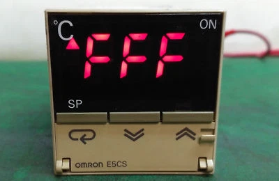 10319 OMRON E5CS Temperaturregler E5CS-RKJ - Bild 1 von 4