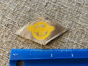 WWII Honorable Discharge US Army Patch Ruptured Duck Tan INV11310 - Picture 1 of 3