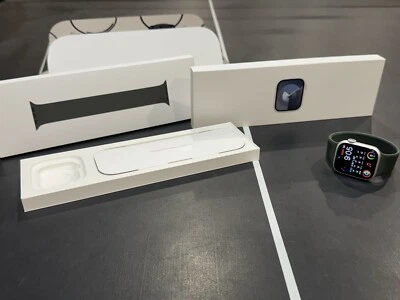 Apple Watch Series 9 GPS 41mm - Image 1 of 4