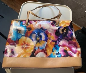 MAXX New York Floral Handbag With Tan Leather Trim And Pink Interior - Picture 1 of 3