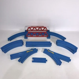 Tomy Trackmaster Train Schienen Thomas & Friends Brücke 26 Teile Konvolut blau  - Bild 1 von 4