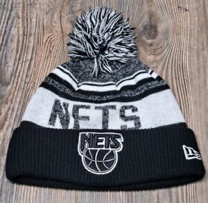 New Era Brooklyn Nets Strickmütze Kappe Winter Beanie schwarz grau NBA Hartholz klassisch