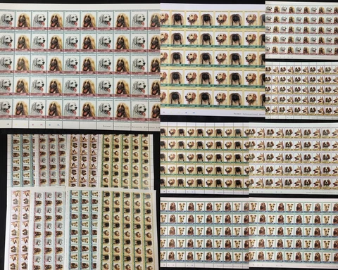St Vincent Grenadines Dogs Sheets x 8 MNH (400 Stamps) BLK21 Cover