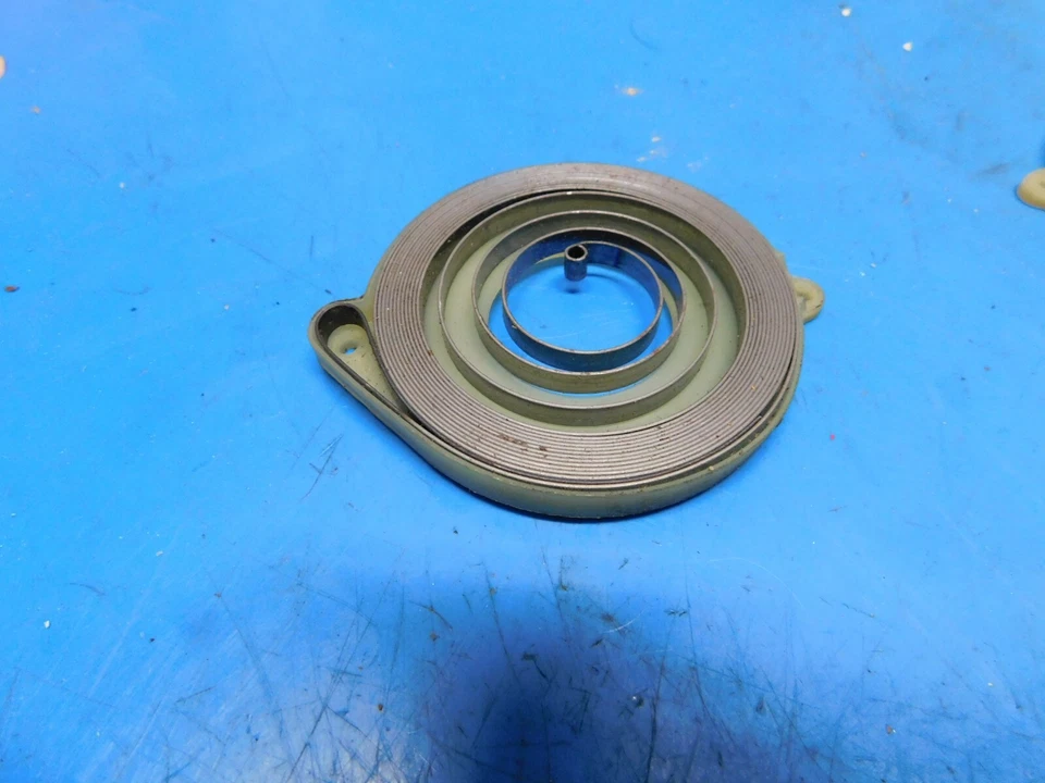 NEW OEM STARTER SPRING FOR JONSERED CHAINSAW 670    ----    BOX 932  F - Image 1 of 1