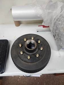8-Studs on 6-1/2" Bolt Circle Trailer Brake Drum Includes wheel bearings - Foto 1 di 7