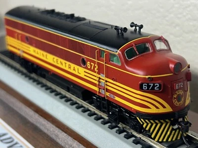 MAINE CENTRAL 672 EMD F3A LOCO - FACTORY DC/DCC / QUANTUM SOUND HO Scale NEW OOP - Image 1 of 4