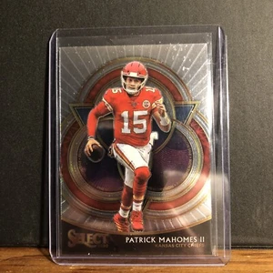  2020 Panini Select-Patrick Mahoney II Phenomenon-Silver-Chiefs-In perfette condizioni - Foto 1 di 4