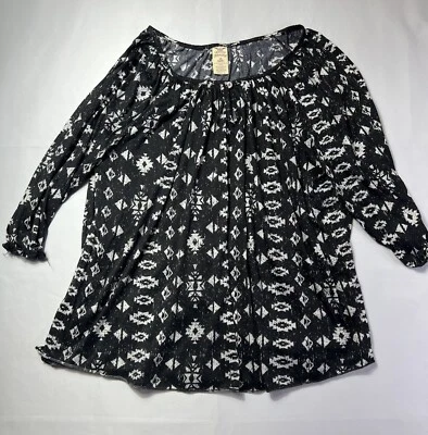 Blusa campesina tejida relajada negra gloria descolorida para mujer 1X 16W negra con diseño Foto 1 de 4