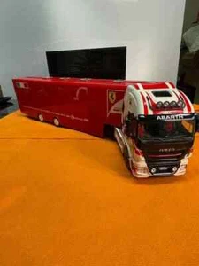 Camion Iveco Abarth 2016 1:43 + Romorchio Ferrari - Foto 1 di 10