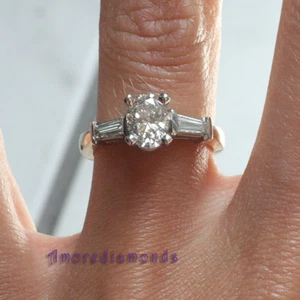 1,4 quilates H SI1 ovalado brillante corte baguette diamante 3 piedras anillo de compromiso oro 18k - Imagen 1 de 3