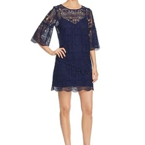 Le Gali Kassie Women's Crochet Sheer Lace Bell Sleeve Scalloped Mini Dress Med - Picture 1 of 7