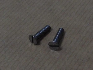 Triumph Tiger Cub H688 Gear Indicator Finger To Spindle screw x2 ' - Picture 1 of 4