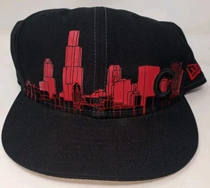 New Era 59Fifty Chicago Cubs Black/Red City Skyline Fitted Hat 7 3/8 (READ) - Picture 1 of 7