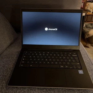 Samsung Galaxy Chromebook Go 14" XE340XDA-KA2UK Laptop – Turned on with Box - Picture 1 of 5