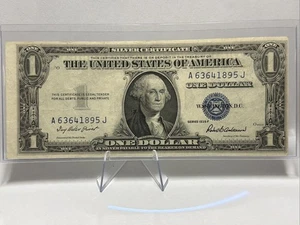 ( Misaligned shearing Error) 1935 F $1 Dollar Silver Certificate Uncirculated - Picture 1 of 3