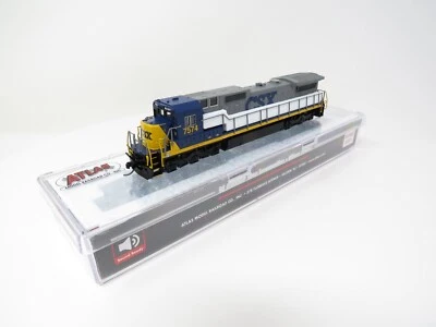 Atlas N 40005653 CSX Transportation YN2 Dash 8-40C Diesel Locomotive Ditch Light - Image 1 of 4