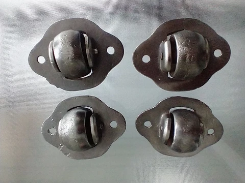 4 ANTIQUE HEAVY CAST IRON RECESSED POCKET FURNITURE CASTERS ROLLERS POLISHED Cover