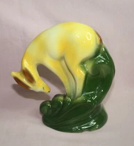 ART POTTERY PLANTER  GRACEFUL GAZELLE/DEER  ART DECO STYLE YELLOW/GREEN   U.S.A. - Bild 1 von 6