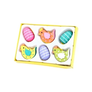 Gisela Graham Box of Wooden Hen and Egg Easter Decorations with Yellow Twine - Picture 1 of 1