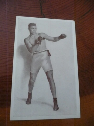 Boxing. Jack Dempsey fight Stance Post Card ( Restuarant) Cover