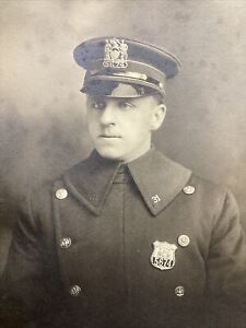 Vintage 1930s NYPD Policeman in Uniform Photo Badge 5674 31st Precinct New York