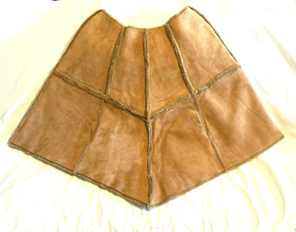 Poncho UGG Piel de Oveja Gamuza Tostado Castaño Capa Damas Bolsillos Pequeños-Medianos Foto 1 de 4