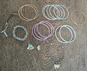 Joblot Of Costume Jewellery Bangles - Picture 1 of 9