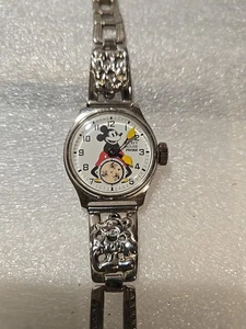 Vintage Disney Pedre MICKEY MOUSE Wrist Watch Disney Store Exclusive - Picture 1 of 10