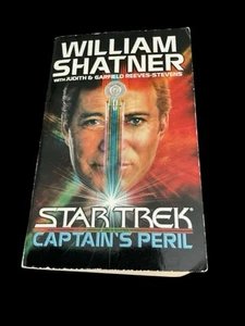 Captain's Peril (Star Trek) - Massenmarkt Taschenbuch von Shatner, William - GUT - Bild 1 von 2