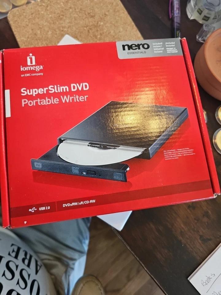 Iomega Super Slim DVD Writer 8x Dual-Format USB 2.0 External Drive Brand New - Image 1 of 4