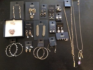 20 Nuevas Piezas Joyería Pendientes Collar Perforado SAKS Salida Quinto - Imagen 1 de 7