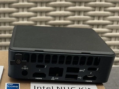 Intel NUC Kit NUC11TNK i3 Gehäuse Leergehäuse + Lüfter NEU OVP - Bild 1 von 4