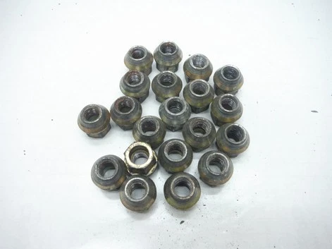 Pontiac Sunfire GT 1999 cupé juego de 20 tuercas OEM 1995 1996 1997 1998 2000 Foto 1 de 1