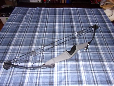 Vintage Darton 20MX Compound Bow  - Image 1 of 4