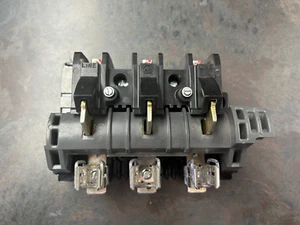 NUEVO INTERRUPTOR DE DESCONEXIÓN ALLEN BRADLEY 60A 40120-493-01 1494F-D60 - Imagen 1 de 4