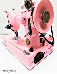 Máquina de coser Desk Dave's "ROSE PETAL PINK" Singer Featherweight 221 - Imagen 1 de 8